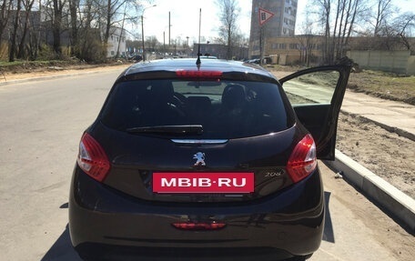 Peugeot 208 II, 2013 год, 650 000 рублей, 2 фотография