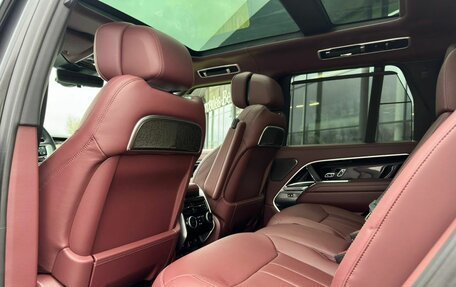 Land Rover Range Rover IV рестайлинг, 2025 год, 31 500 000 рублей, 24 фотография