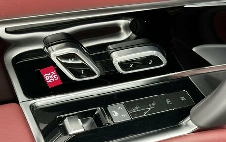 Land Rover Range Rover IV рестайлинг, 2025 год, 31 500 000 рублей, 26 фотография