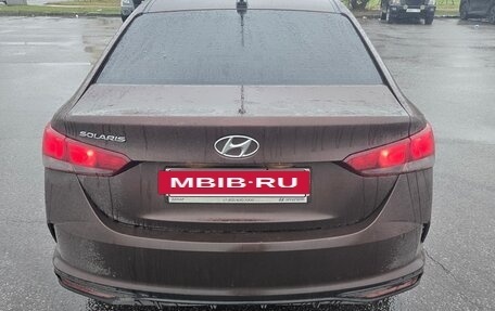 Hyundai Solaris II рестайлинг, 2021 год, 1 690 000 рублей, 5 фотография