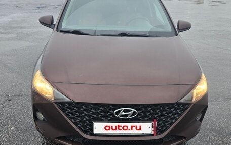 Hyundai Solaris II рестайлинг, 2021 год, 1 690 000 рублей, 9 фотография