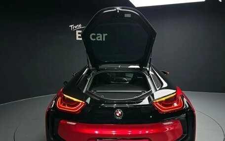 BMW i8 I рестайлинг, 2016 год, 4 600 000 рублей, 5 фотография