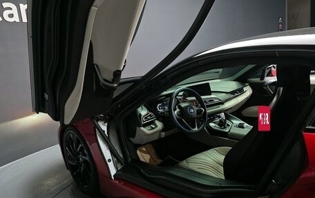 BMW i8 I рестайлинг, 2016 год, 4 600 000 рублей, 14 фотография