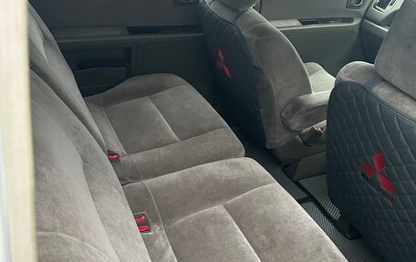 Mitsubishi Dion I рестайлинг, 2000 год, 430 000 рублей, 19 фотография