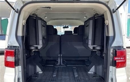 Mitsubishi Delica D:5 I, 2019 год, 2 408 000 рублей, 17 фотография