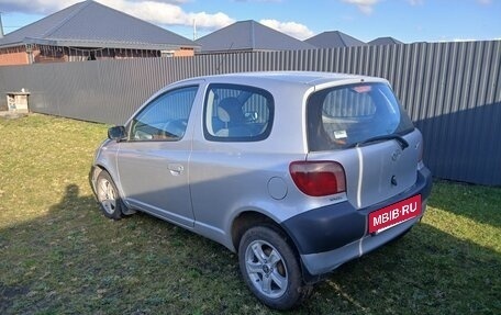 Toyota Yaris I рестайлинг, 2000 год, 345 000 рублей, 2 фотография