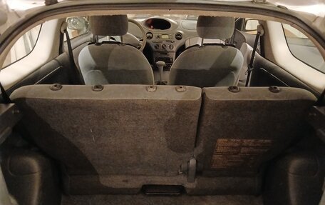 Toyota Yaris I рестайлинг, 2000 год, 345 000 рублей, 9 фотография