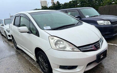 Honda Fit Shuttle I рестайлинг, 2013 год, 1 095 000 рублей, 2 фотография