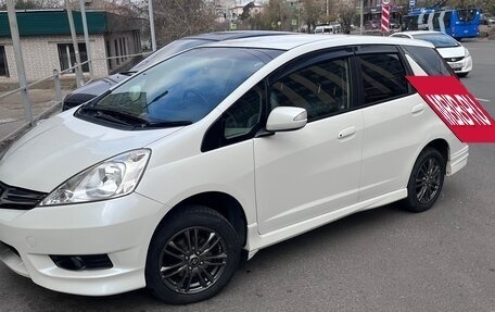 Honda Fit Shuttle I рестайлинг, 2013 год, 1 095 000 рублей, 3 фотография