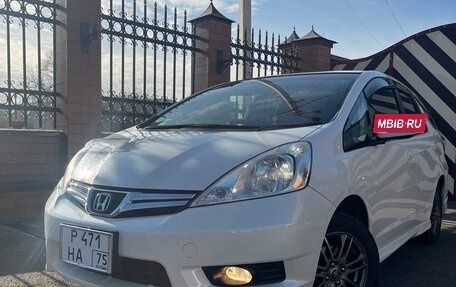 Honda Fit Shuttle I рестайлинг, 2013 год, 1 095 000 рублей, 5 фотография
