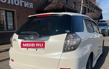 Honda Fit Shuttle I рестайлинг, 2013 год, 1 095 000 рублей, 9 фотография