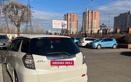 Honda Fit Shuttle I рестайлинг, 2013 год, 1 095 000 рублей, 6 фотография
