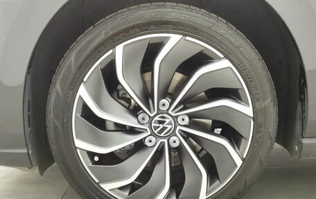 Volkswagen Golf VIII, 2021 год, 1 540 605 рублей, 6 фотография