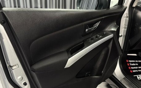 Suzuki SX4 II рестайлинг, 2019 год, 1 925 000 рублей, 12 фотография