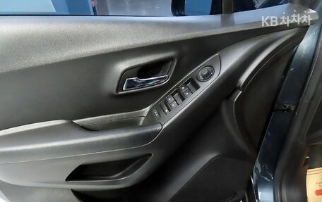 Chevrolet Trax, 2021 год, 1 033 000 рублей, 11 фотография