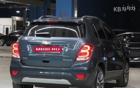 Chevrolet Trax, 2021 год, 1 033 000 рублей, 17 фотография