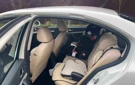 Skoda Octavia, 2011 год, 850 000 рублей, 17 фотография