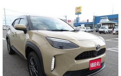 Toyota Yaris Cross, 2022 год, 1 350 000 рублей, 1 фотография