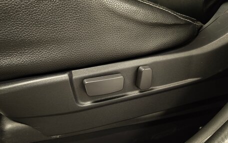 Mitsubishi Outlander III рестайлинг 3, 2016 год, 1 620 000 рублей, 7 фотография