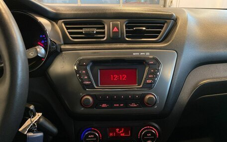 KIA Rio III рестайлинг, 2013 год, 550 000 рублей, 13 фотография