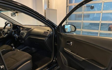 KIA Rio III рестайлинг, 2013 год, 550 000 рублей, 27 фотография