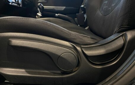 KIA Rio III рестайлинг, 2013 год, 550 000 рублей, 34 фотография