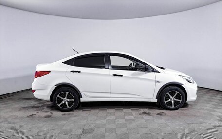 Hyundai Solaris II рестайлинг, 2011 год, 539 000 рублей, 5 фотография