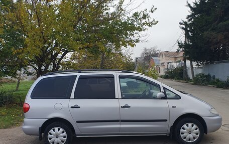 SEAT Alhambra II рестайлинг, 1998 год, 550 000 рублей, 1 фотография