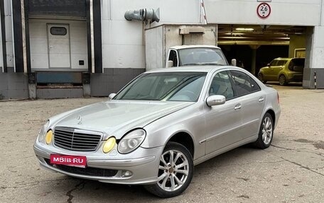 Mercedes-Benz E-Класс, 2002 год, 475 000 рублей, 1 фотография