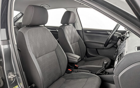 Volkswagen Polo VI (EU Market), 2022 год, 1 950 000 рублей, 23 фотография