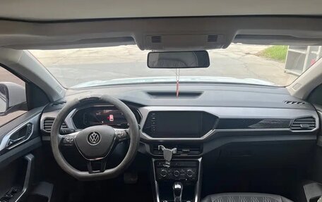 Volkswagen T-Cross I, 2021 год, 1 690 007 рублей, 8 фотография