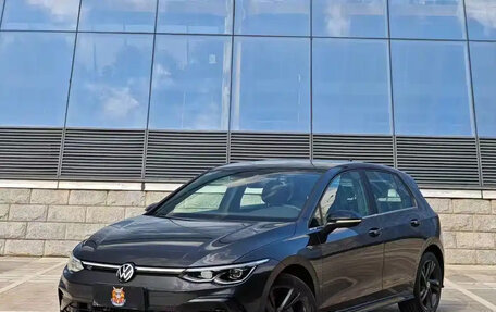 Volkswagen Golf VIII, 2021 год, 1 330 000 рублей, 1 фотография