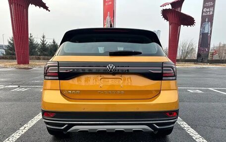 Volkswagen T-Cross I, 2021 год, 1 640 007 рублей, 5 фотография