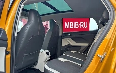 Volkswagen T-Cross I, 2021 год, 1 640 007 рублей, 9 фотография