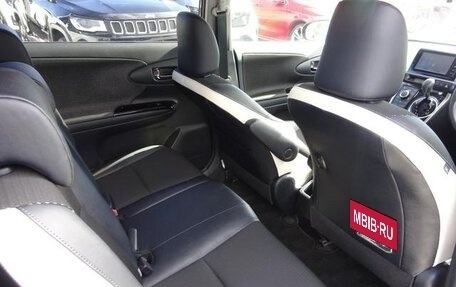 Toyota Wish II, 2016 год, 1 550 000 рублей, 11 фотография