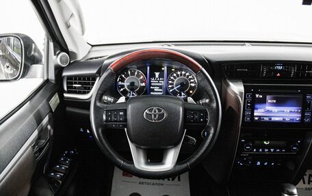 Toyota Fortuner II, 2017 год, 3 000 000 рублей, 8 фотография