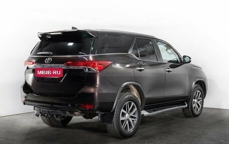 Toyota Fortuner II, 2017 год, 3 000 000 рублей, 2 фотография