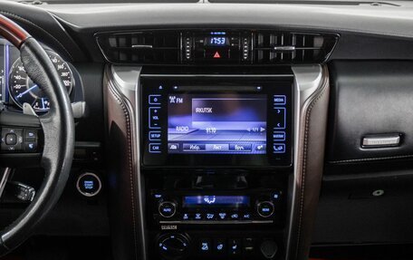 Toyota Fortuner II, 2017 год, 3 000 000 рублей, 12 фотография