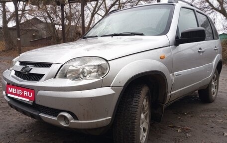 Chevrolet Niva I рестайлинг, 2010 год, 490 000 рублей, 1 фотография