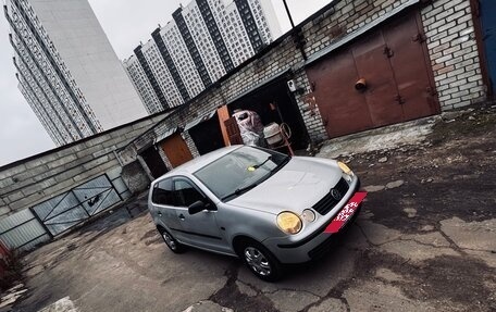 Volkswagen Polo IV рестайлинг, 2002 год, 253 000 рублей, 1 фотография