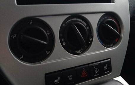 Jeep Liberty (Patriot), 2008 год, 526 000 рублей, 11 фотография