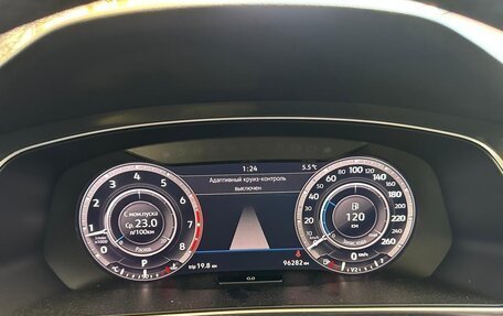 Volkswagen Tiguan II, 2018 год, 2 650 000 рублей, 36 фотография