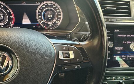 Volkswagen Tiguan II, 2018 год, 2 650 000 рублей, 35 фотография