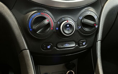 Hyundai Solaris II рестайлинг, 2012 год, 893 000 рублей, 14 фотография