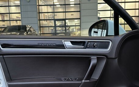 Volkswagen Touareg III, 2016 год, 3 415 000 рублей, 18 фотография