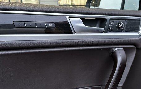 Volkswagen Touareg III, 2016 год, 3 415 000 рублей, 17 фотография