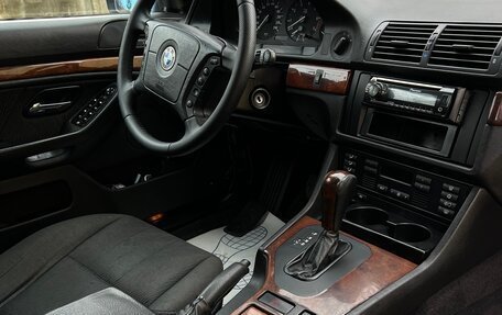 BMW 5 серия, 2001 год, 650 000 рублей, 11 фотография