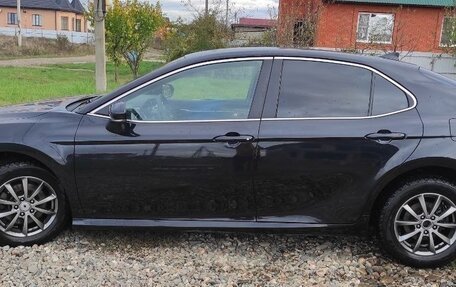 Toyota Camry, 2019 год, 1 999 000 рублей, 7 фотография