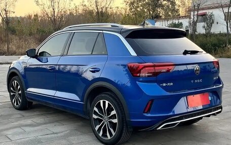 Volkswagen T-Roc I, 2022 год, 1 694 000 рублей, 7 фотография