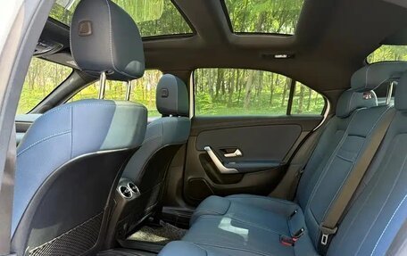 Mercedes-Benz A-Класс, 2022 год, 1 994 000 рублей, 15 фотография